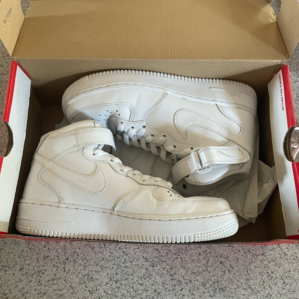 ❌SOLD❌